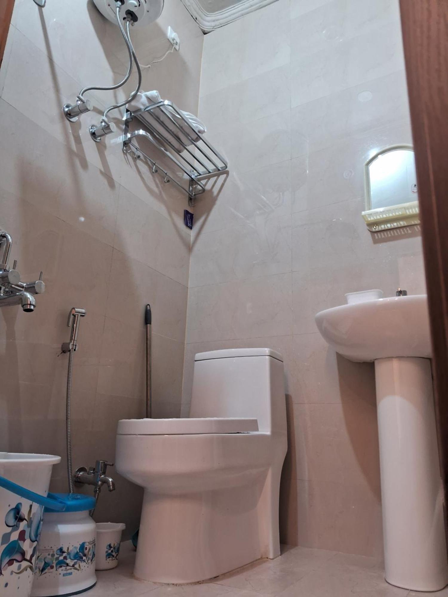 Hotel Sri Ram Lalla International Ayodhya Esterno foto